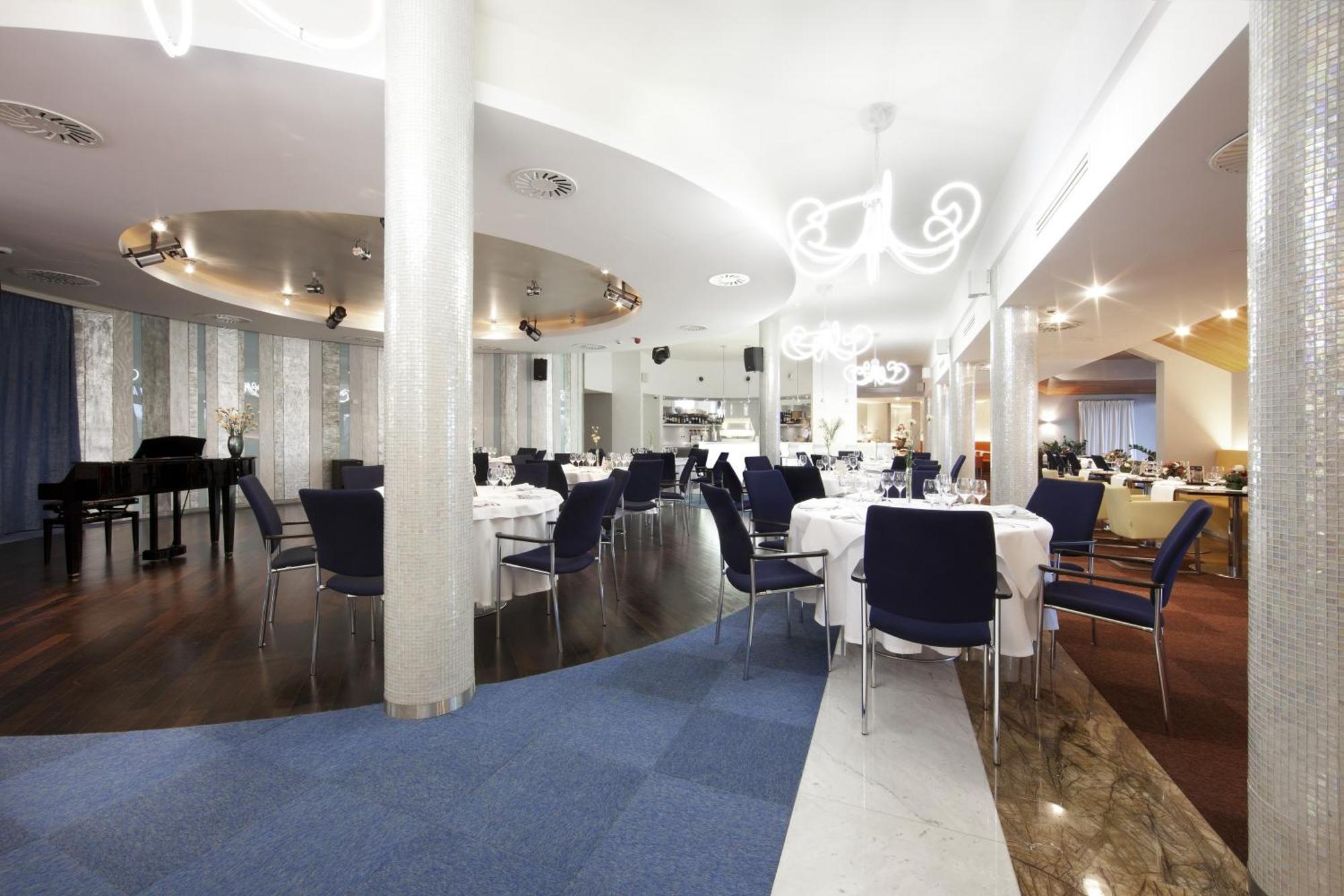 Niebieski Art Hotel & Spa — Photos 3